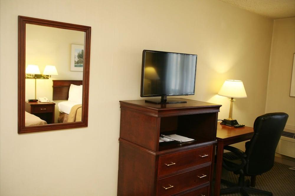 Quality Inn & Suites エバレット エクステリア 写真